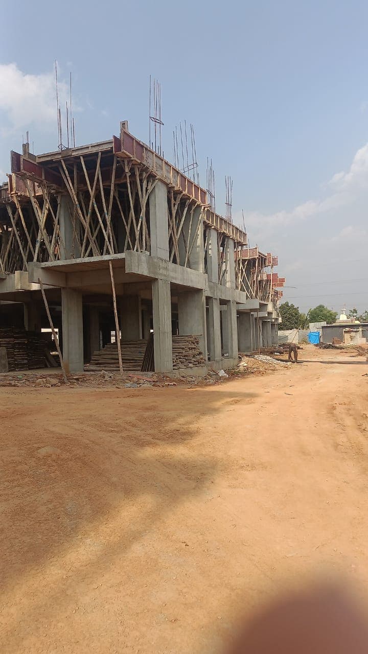 JP Iris Block-B site photograph 1