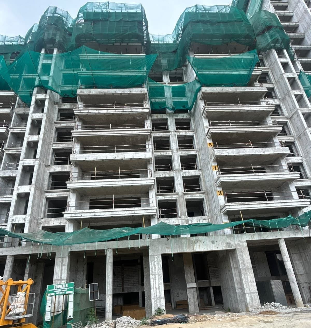 Lodha Azur site photograph 1