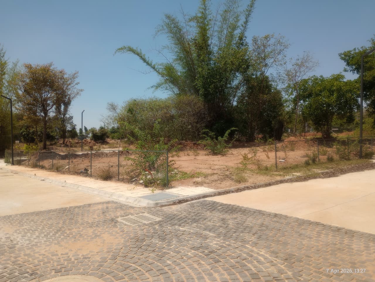 The Earth site photograph 1